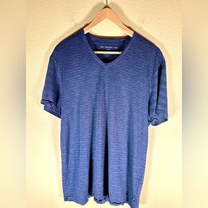 John Varvatos Men's Miles Slub Striped V-Neck Tee